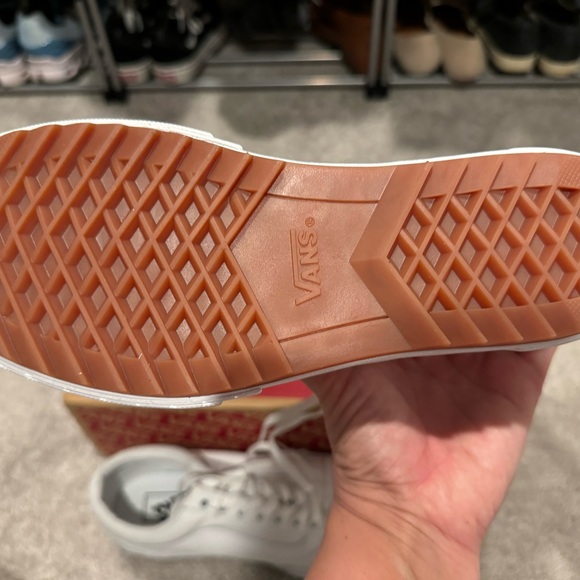 Vans Old Skool Stackform Shoe, size 9 women/7.5 men - Picture 5 of 5